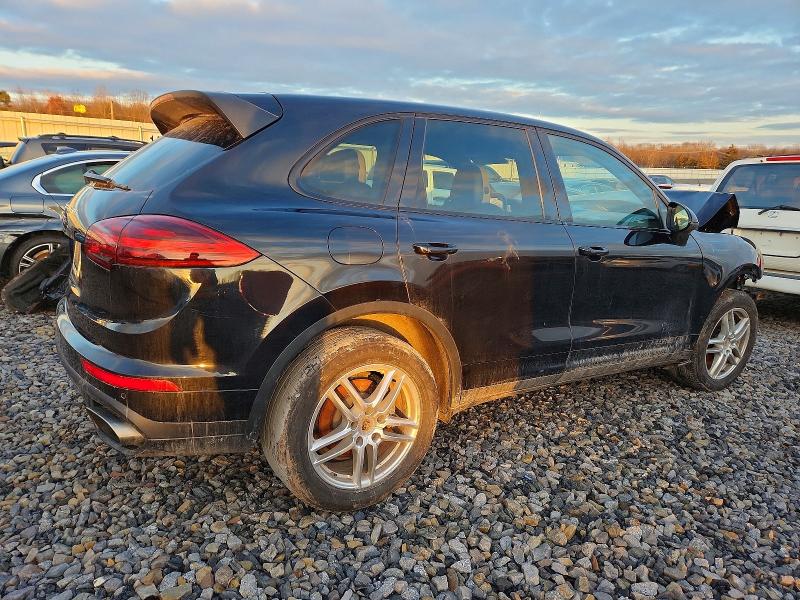 Photo 3 from auction – 2017 PORSCHE CAYENNE with VIN WP1AA2A24HKA89888