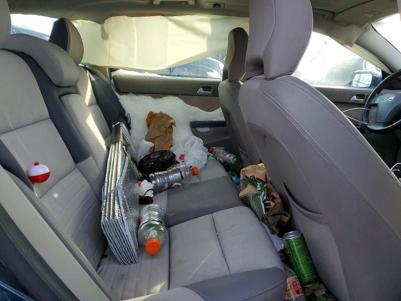 Photo 11 from auction – 2005 VOLVO V50 2.4I with VIN YV1MW382252085677