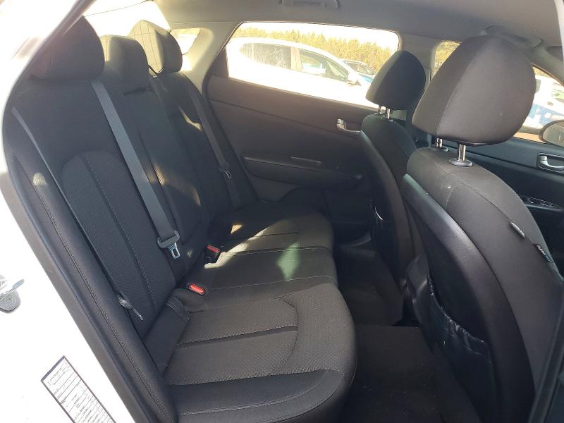 Photo 10 from auction – 2016 KIA OPTIMA LX with VIN 5XXGT4L32GG001713