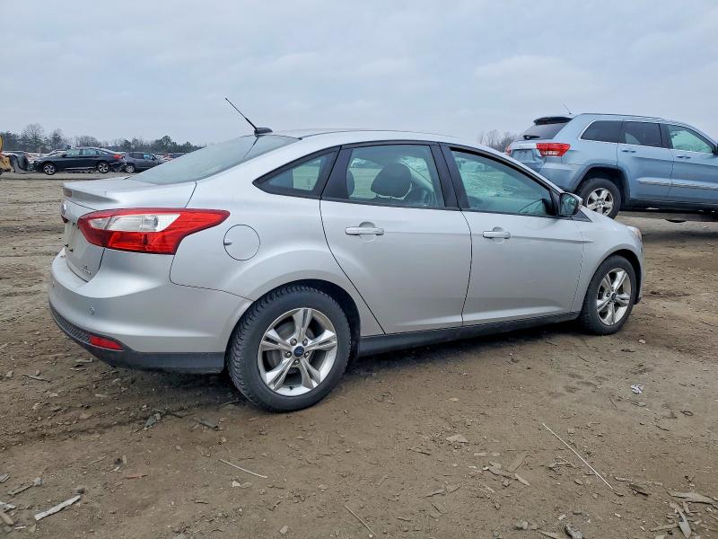 Photo 3 from auction – 2013 FORD FOCUS SE with VIN 1FADP3F29DL333363