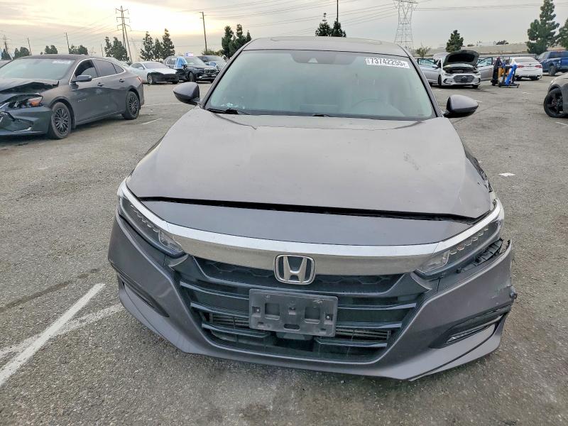 Photo 5 from auction – 2018 HONDA ACCORD with VIN 1HGCV2F55JA026264