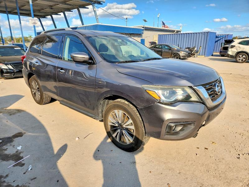 Photo 4 from auction – 2017 NISSAN PATHFINDER with VIN 5N1DR2MN8HC686058