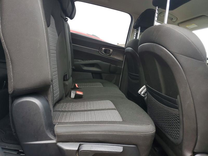 Photo 11 from auction – 2021 KIA SORENTO with VIN 5XYRG4LC8MG052136