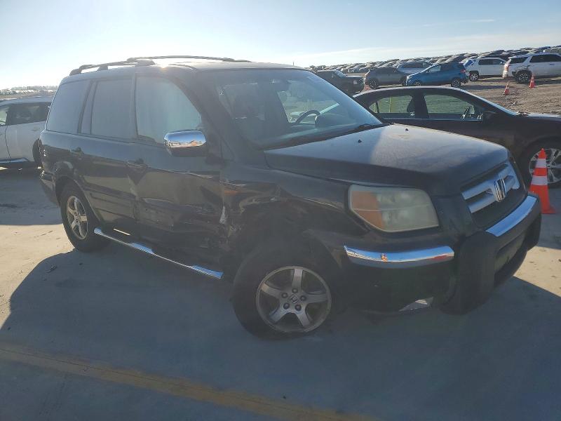 Photo 4 from auction – 2006 HONDA PILOT with VIN 5FNYF28606B022161