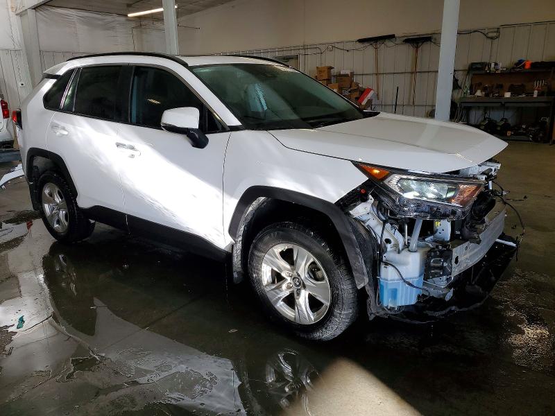 Photo 4 from auction – 2019 TOYOTA RAV4 XLE with VIN 2T3P1RFV1KC036685