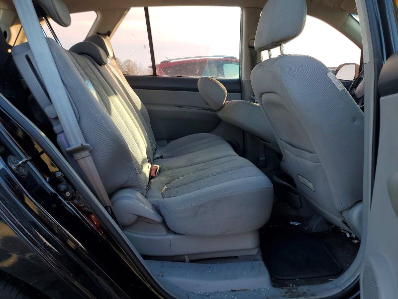Photo 10 from auction – 2007 KIA RONDO LX with VIN KNAFG526977080904