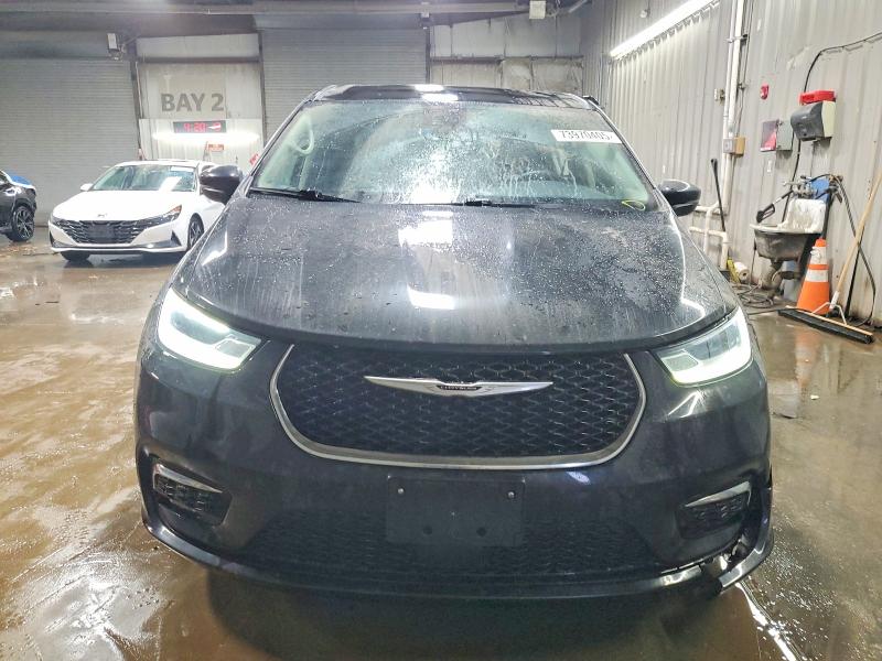 Photo 5 from auction – 2023 CHRYSLER PACIFICA T with VIN 2C4RC1BGXPR536002