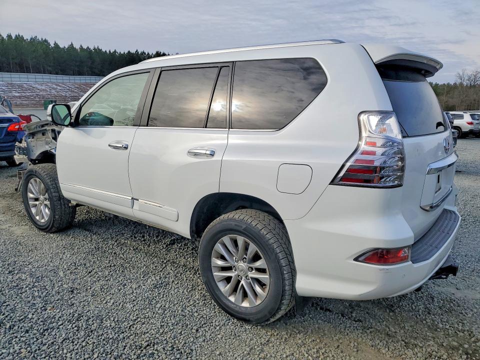 Photo 2 from auction – 2014 LEXUS GX 460 with VIN JTJBM7FX0E5088081