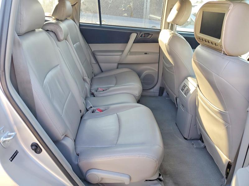 Photo 11 from auction – 2008 TOYOTA HIGHLANDER with VIN JTEDS41A682017035