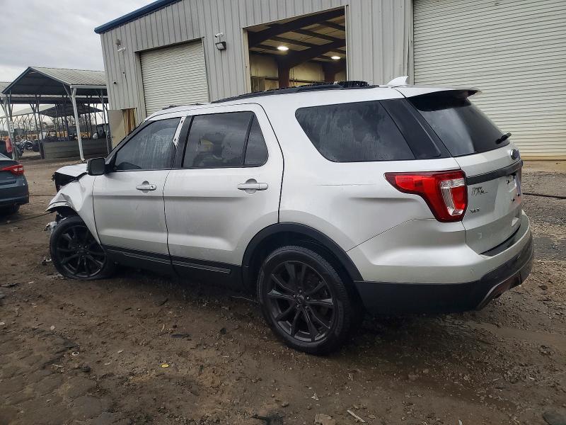 Photo 2 from auction – 2017 FORD EXPLORER with VIN 1FM5K7D87HGB39551