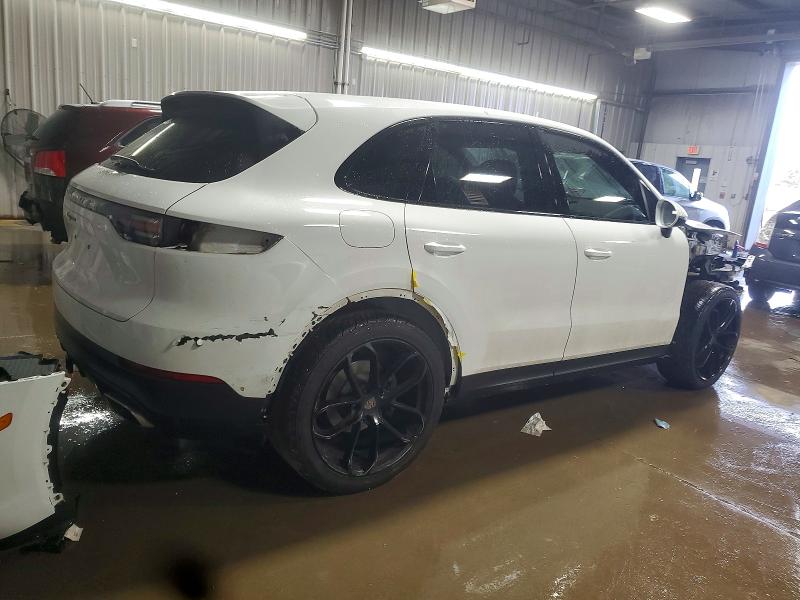 Photo 3 from auction – 2021 PORSCHE CAYENNE with VIN WP1AA2AY2MDA07367