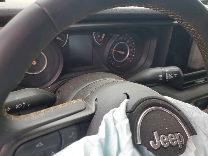 Photo 9 from auction – 2024 JEEP GLADIATOR with VIN 1C6HJTAG5RL134048