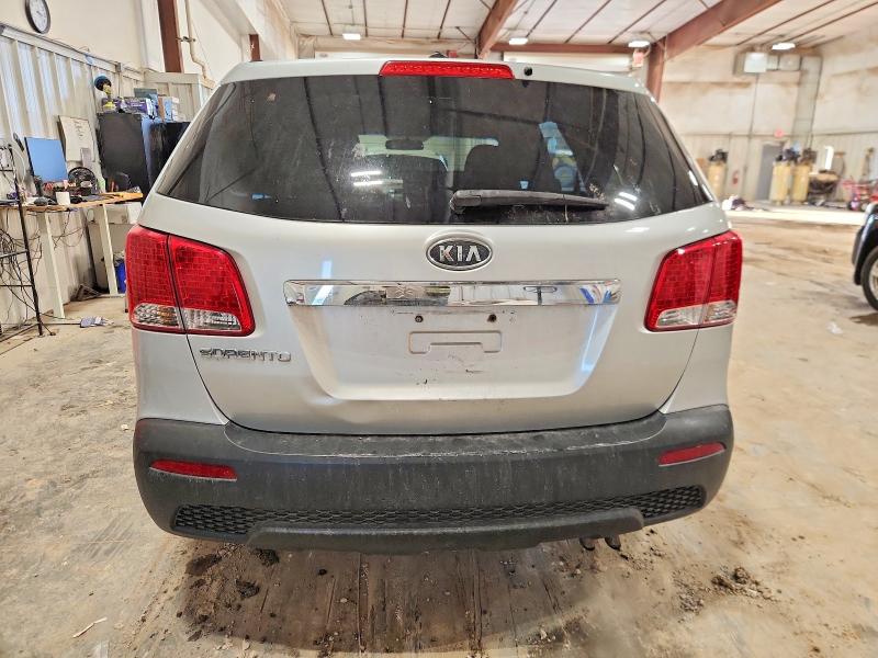 Photo 6 from auction – 2011 KIA SORENTO BA with VIN 5XYKTCA13BG021091