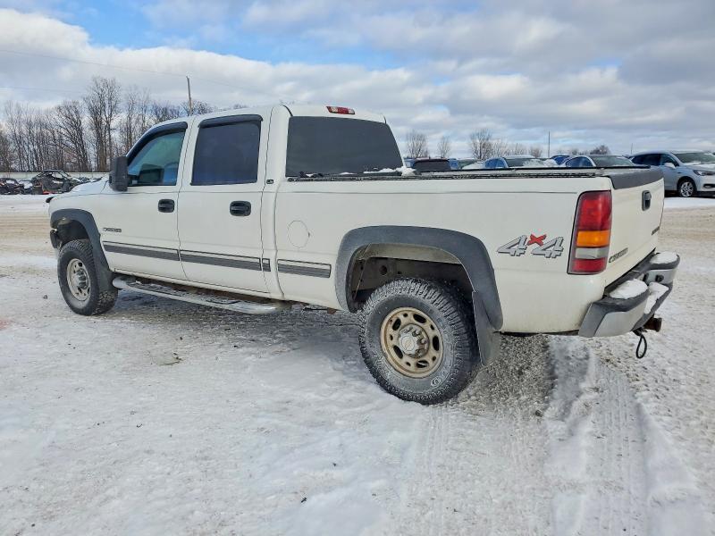 Photo 2 from auction – 2002 CHEVROLET SILVERADO with VIN 1GCHK23U92F199718