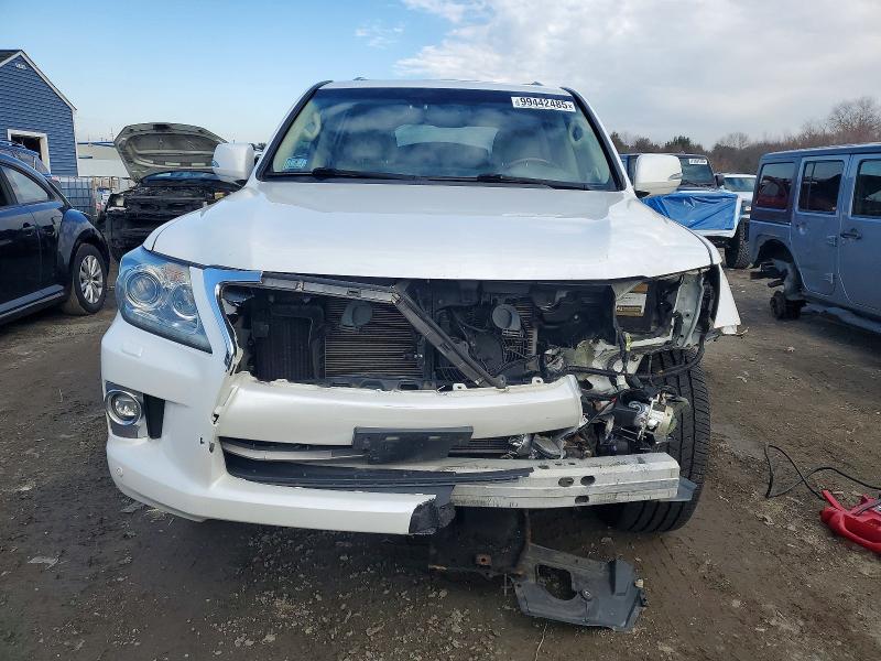 Photo 5 from auction – 2014 LEXUS LX 570 with VIN JTJHY7AXXE4154874
