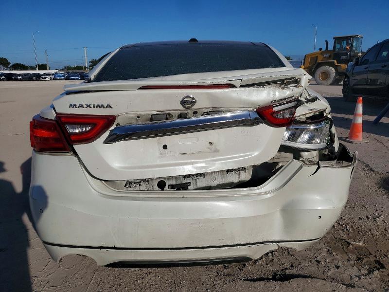 Photo 6 from auction – 2017 NISSAN MAXIMA 3.5 with VIN 1N4AA6AP7HC447862