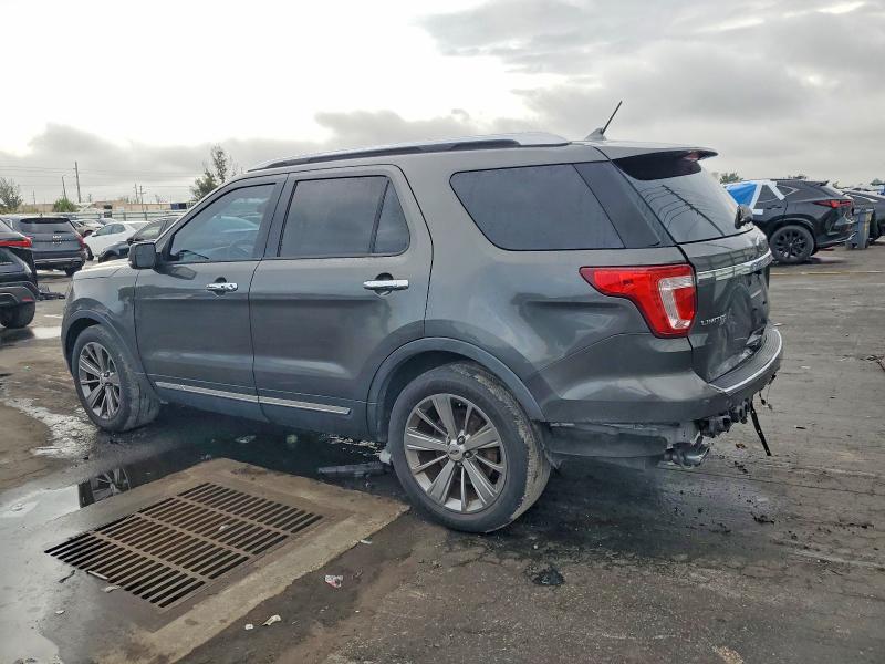 Photo 2 from auction – 2018 FORD EXPLORER L with VIN 1FM5K7F8XJGB32967