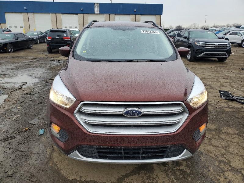 Photo 5 from auction – 2018 FORD ESCAPE SE with VIN 1FMCU0GD4JUB59832