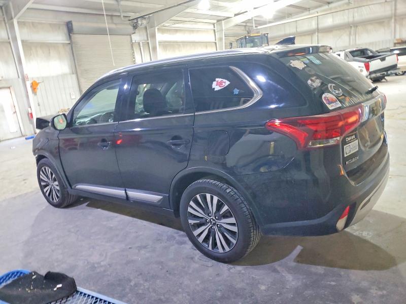 Photo 2 from auction – 2019 MITSUBISHI OUTLANDER with VIN JA4AD3A30KZ020809