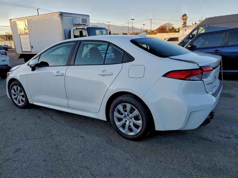 Photo 2 from auction – 2022 TOYOTA COROLLA LE with VIN 5YFEPMAE2NP311509