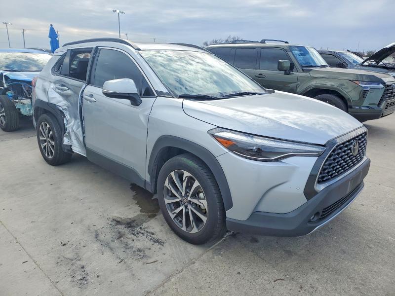 Photo 4 from auction – 2023 TOYOTA COROLLA CROSS with VIN 7MUDAAAG9PV062798