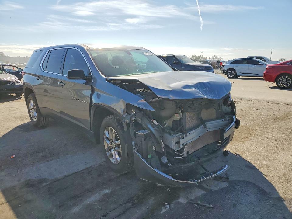 Photo 4 from auction – 2020 CHEVROLET TRAVERSE with VIN 1GNERFKW7LJ288329