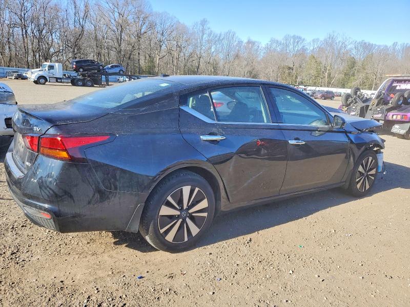 Photo 3 from auction – 2020 NISSAN ALTIMA SV with VIN 1N4BL4DW8LC273993