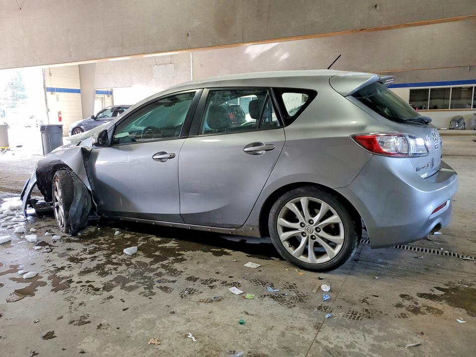 Photo 2 from auction – 2010 MAZDA 3 S with VIN JM1BL1H58A1198523