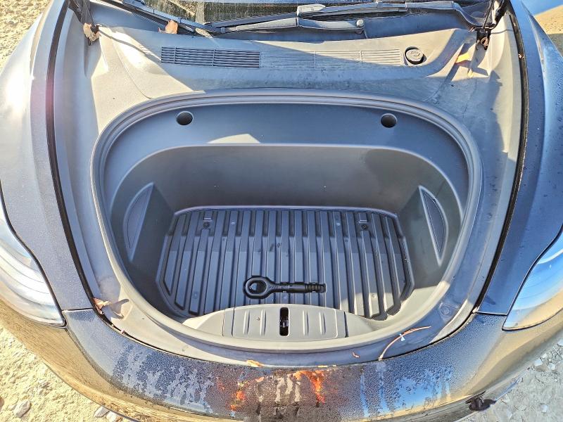 Photo 11 from auction – 2022 TESLA MODEL 3 with VIN 5YJ3E1EA1NF106648