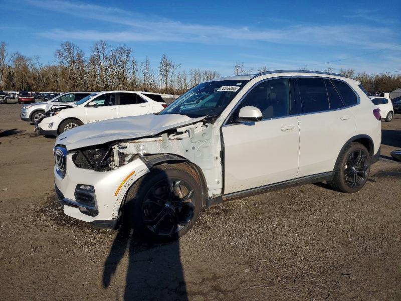 BMW X5 XDRIVE4 2019 z numerem VIN 5UXCR6C59KLL24917 - Zdjęcie z aukcji