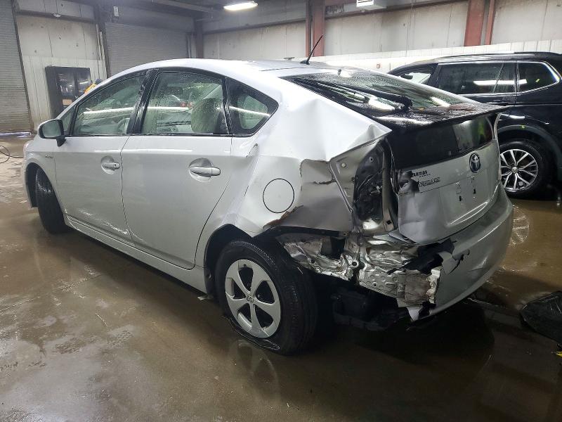 Photo 2 from auction – 2014 TOYOTA PRIUS with VIN JTDKN3DU4E1760944