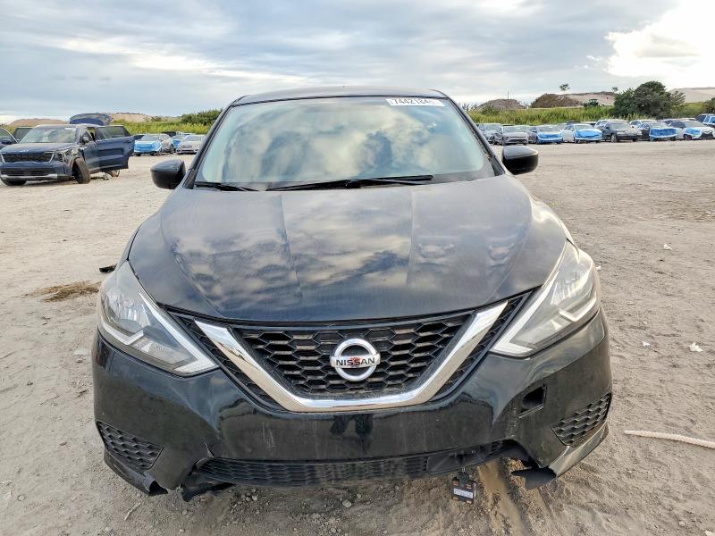 Photo 5 from auction – 2019 NISSAN SENTRA with VIN 3N1AB7AP3KL610096