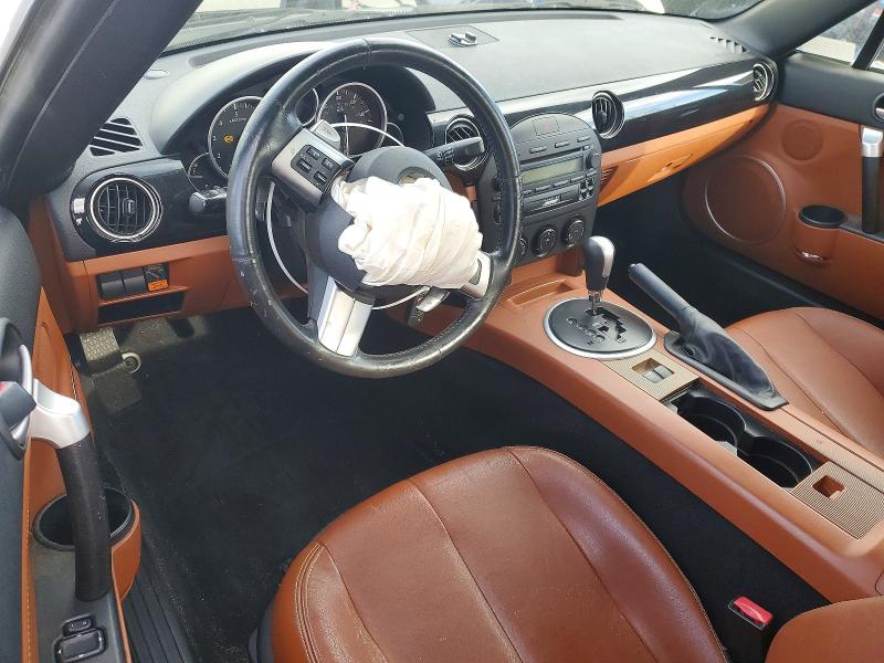 Photo 8 from auction – 2006 MAZDA MX-5 MIATA with VIN JM1NC25F060113123