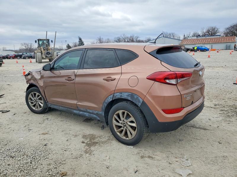 Photo 2 from auction – 2016 HYUNDAI TUCSON with VIN KM8J23A42GU108717