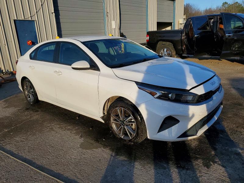 Photo 4 from auction – 2022 KIA FORTE FE with VIN 3KPF24AD2NE430253