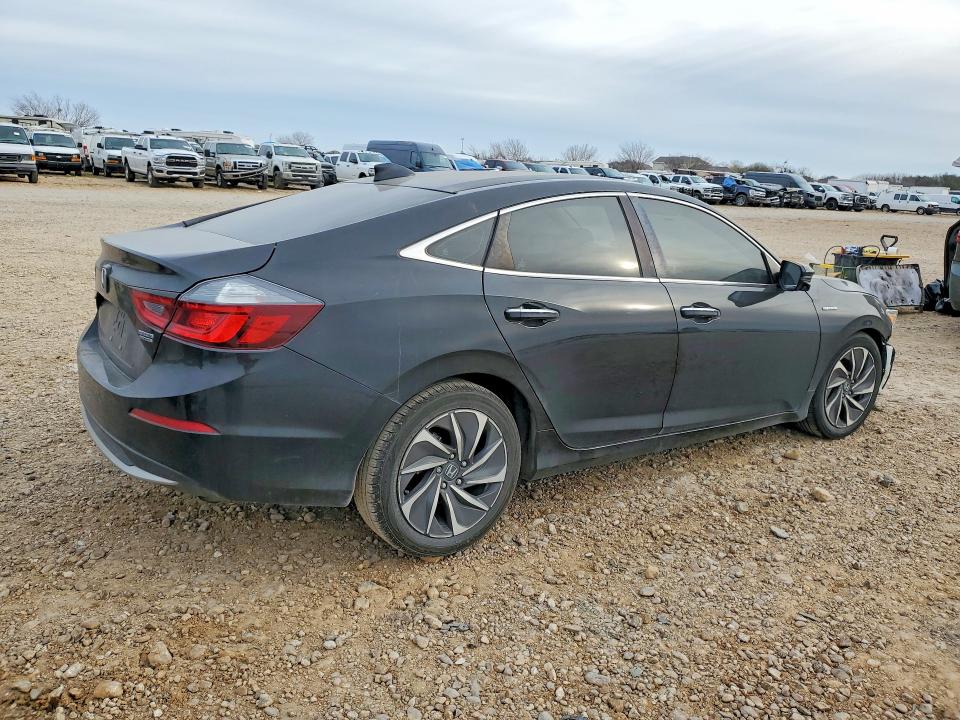 Photo 3 from auction – 2020 HONDA INSIGHT with VIN 19XZE4F92LE003726