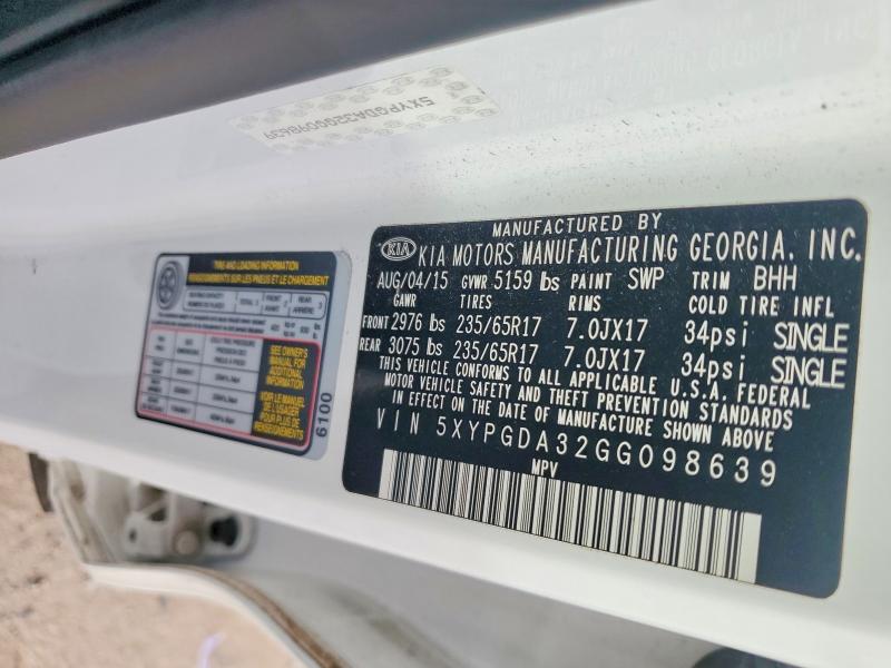 Photo 14 from auction – 2016 KIA SORENTO LX with VIN 5XYPGDA32GG098639