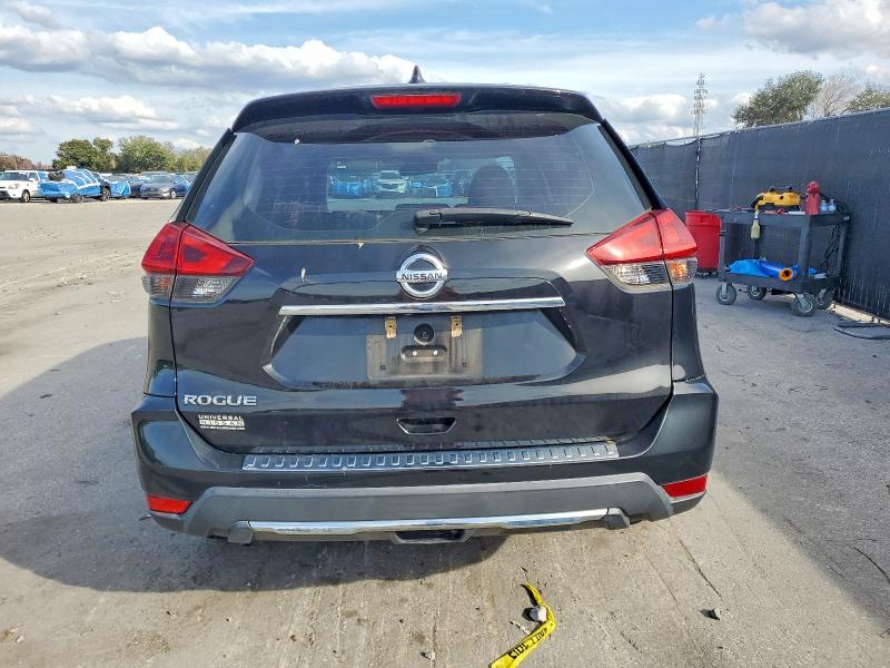 Photo 6 from auction – 2018 NISSAN ROGUE S with VIN 5N1AT2MT7JC772907
