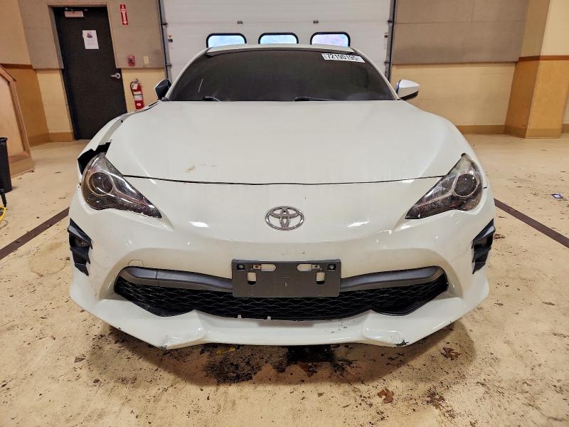 Photo 5 from auction – 2017 TOYOTA 86 BASE with VIN JF1ZNAA14H9705872