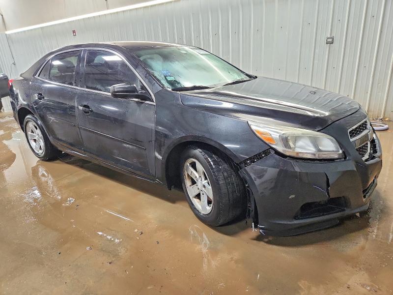 Photo 4 from auction – 2013 CHEVROLET MALIBU LS with VIN 1G11B5SA0DF253588