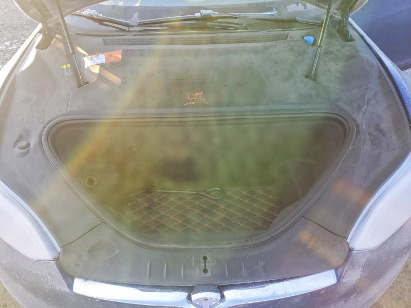 Photo 11 from auction – 2018 TESLA MODEL S with VIN 5YJSA1E2XJF245848