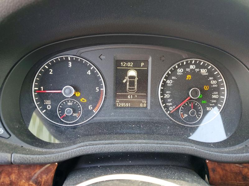 Photo 9 from auction – 2013 VOLKSWAGEN PASSAT with VIN 1VWCN7A30DC144908