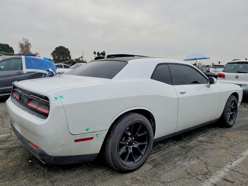 Photo 3 from auction – 2015 DODGE CHALLENGER with VIN 2C3CDZAG5FH732800