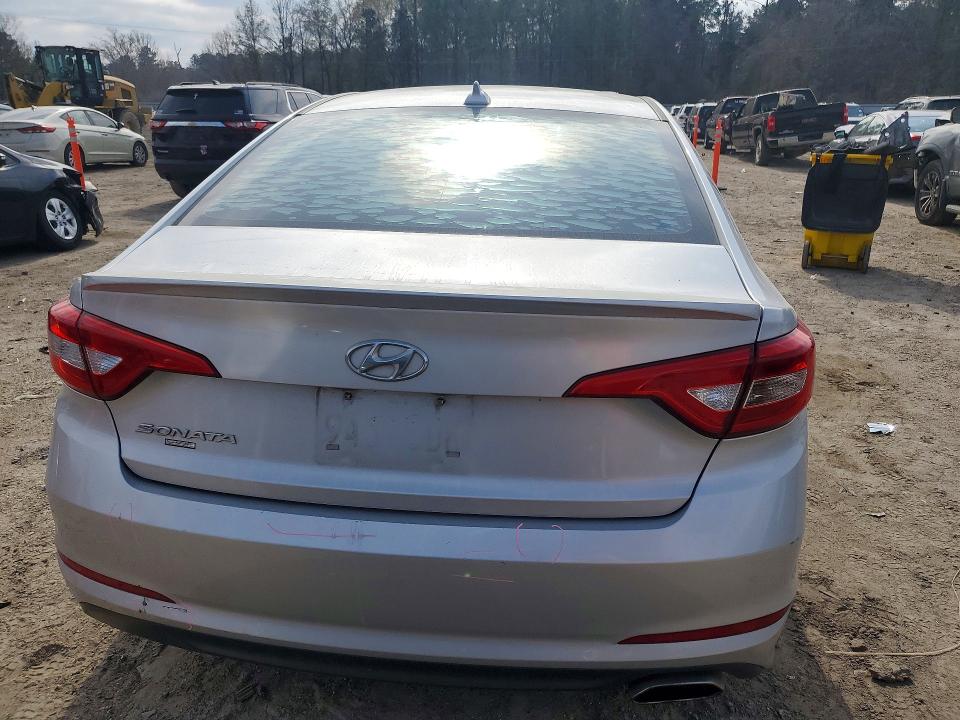 Photo 6 from auction – 2015 HYUNDAI SONATA with VIN 5NPE24AF6FH201794