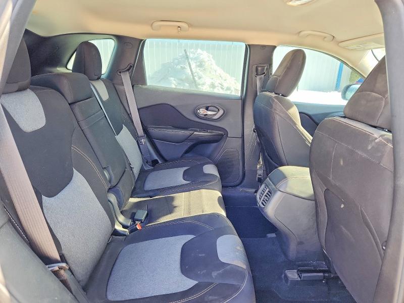 Photo 11 from auction – 2015 JEEP CHEROKEE S with VIN 1C4PJMABXFW765287