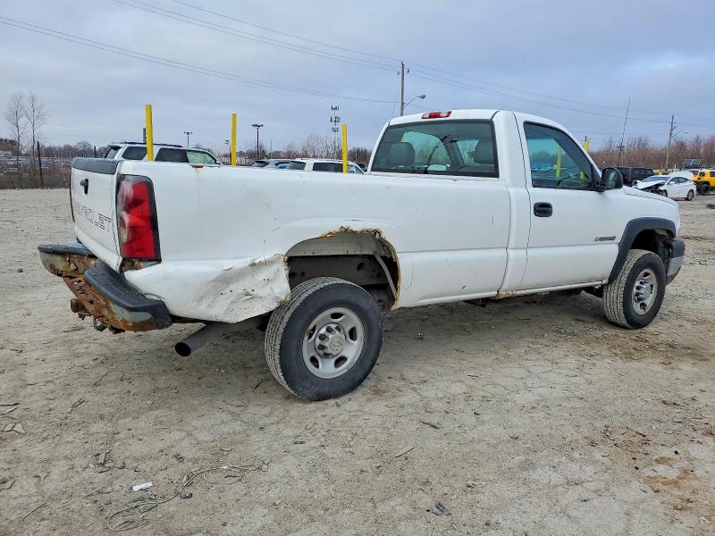 Photo 3 from auction – 2006 CHEVROLET SILVERADO with VIN 1GCHC24U36E191394