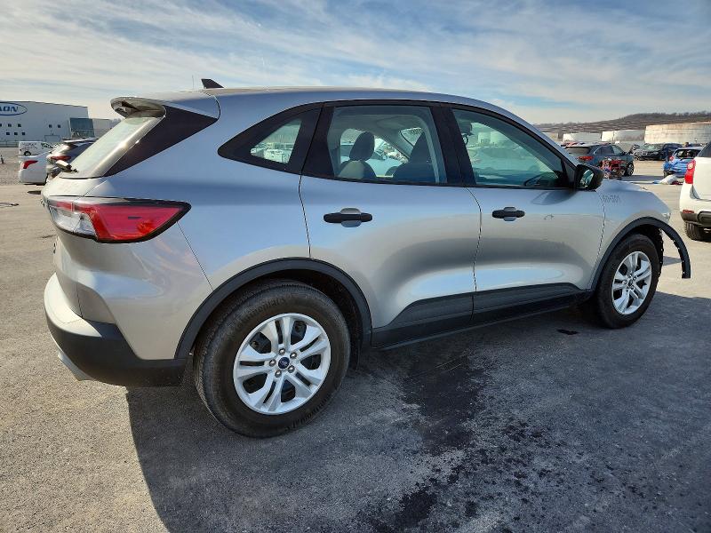 Photo 3 from auction – 2022 FORD ESCAPE with VIN 1FMCU0F66NUA63337