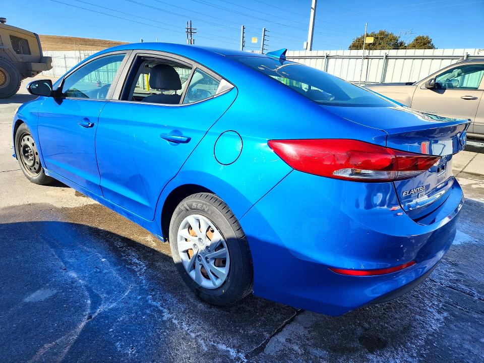Photo 2 from auction – 2017 HYUNDAI ELANTRA SE with VIN KMHD74LF4HU406979