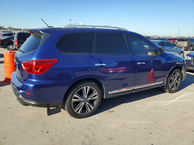 Photo 3 from auction – 2017 NISSAN PATHFINDER with VIN 5N1DR2MN8HC613627