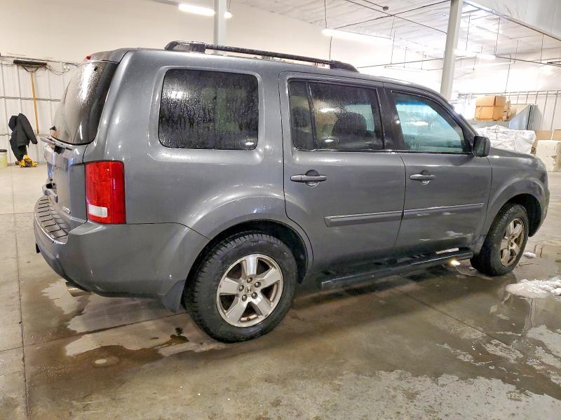 Photo 3 from auction – 2011 HONDA PILOT EXL with VIN 5FNYF4H50BB033254